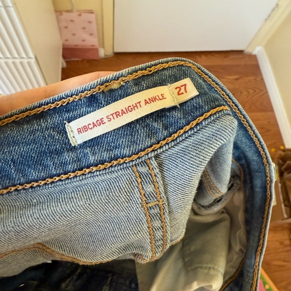 Women’s Levi’s high waisted ribcage straight ankle blue jeans - Picture 6 of 8